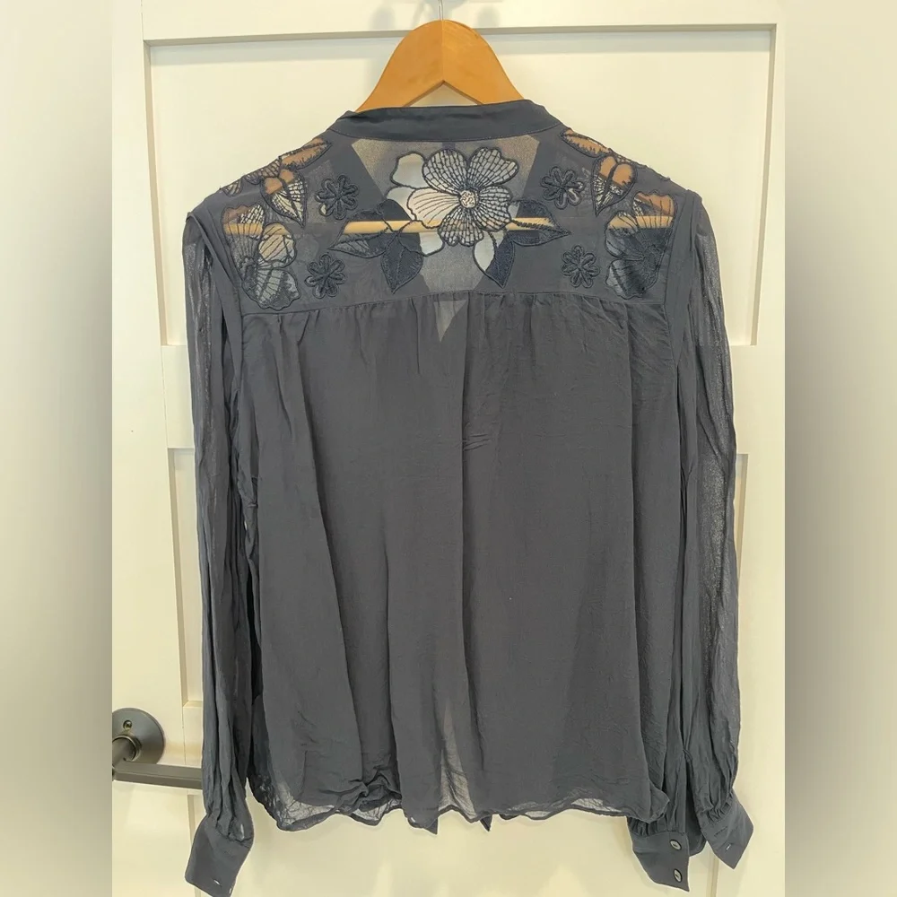 Beautiful Reiss navy blouse 10 - Picture 3 of 7